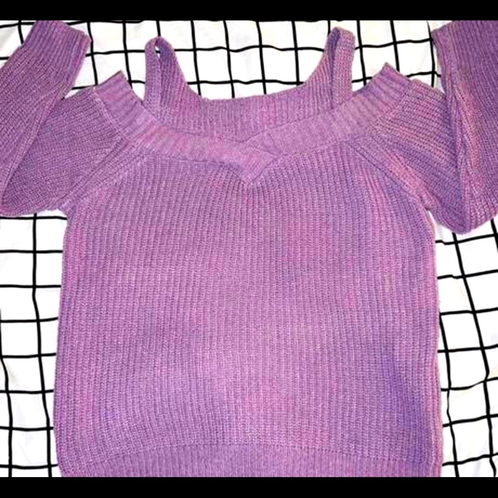 Beautiful Off Shoulder Purple Sweater {PERFECT FOR AUTUMN 🍂 }